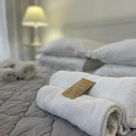 Bed and Breakfast Bb Essenze Palermo Zewnętrze zdjęcie