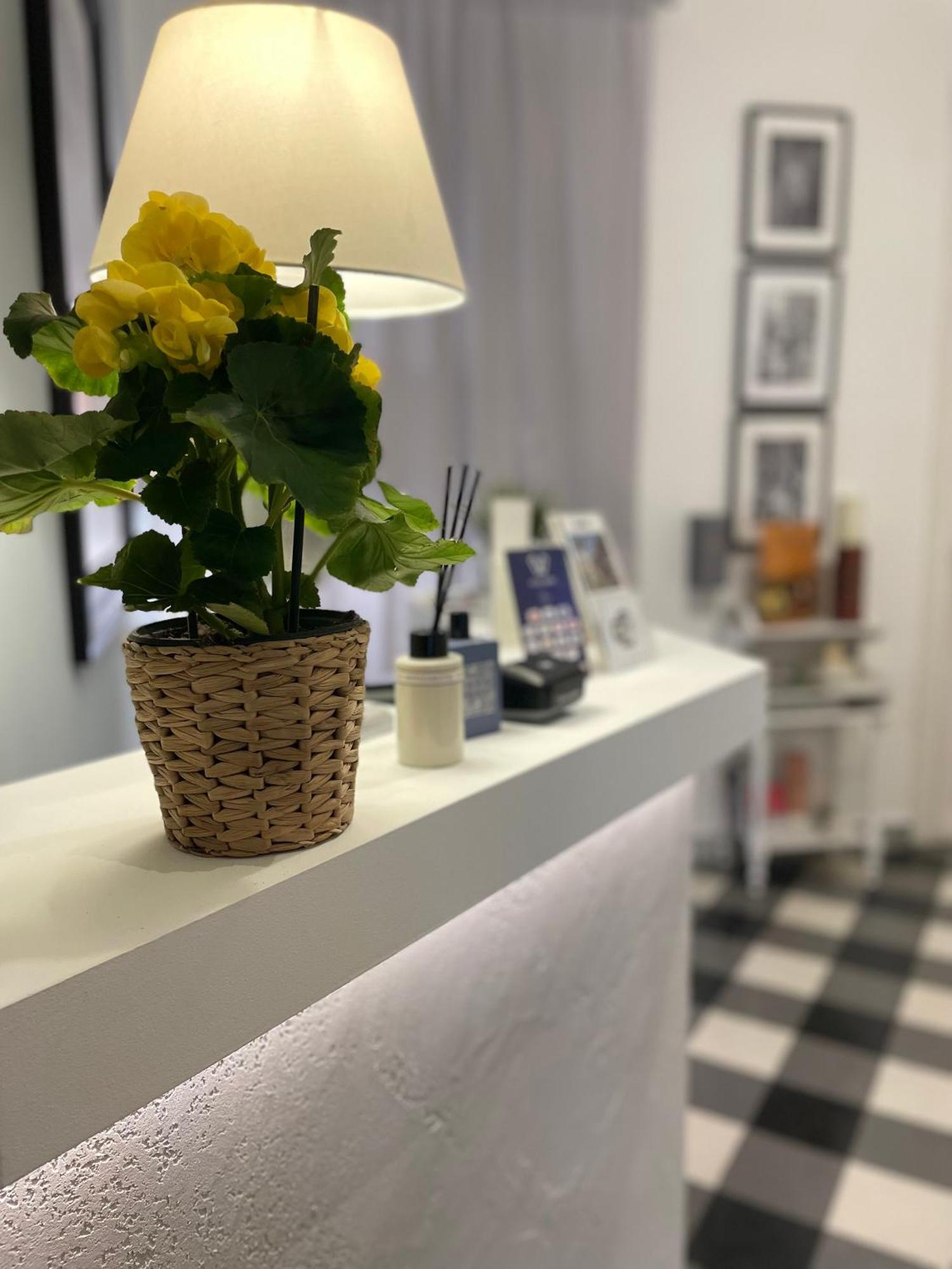 Bed and Breakfast Bb Essenze Palermo Zewnętrze zdjęcie