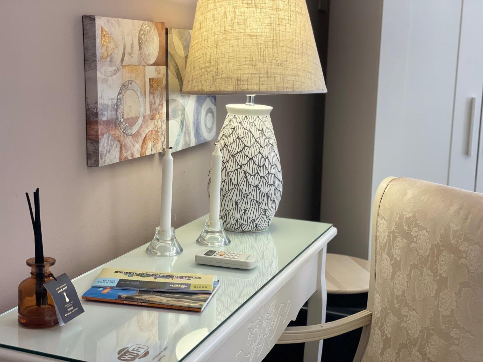 Bed and Breakfast Bb Essenze Palermo Zewnętrze zdjęcie