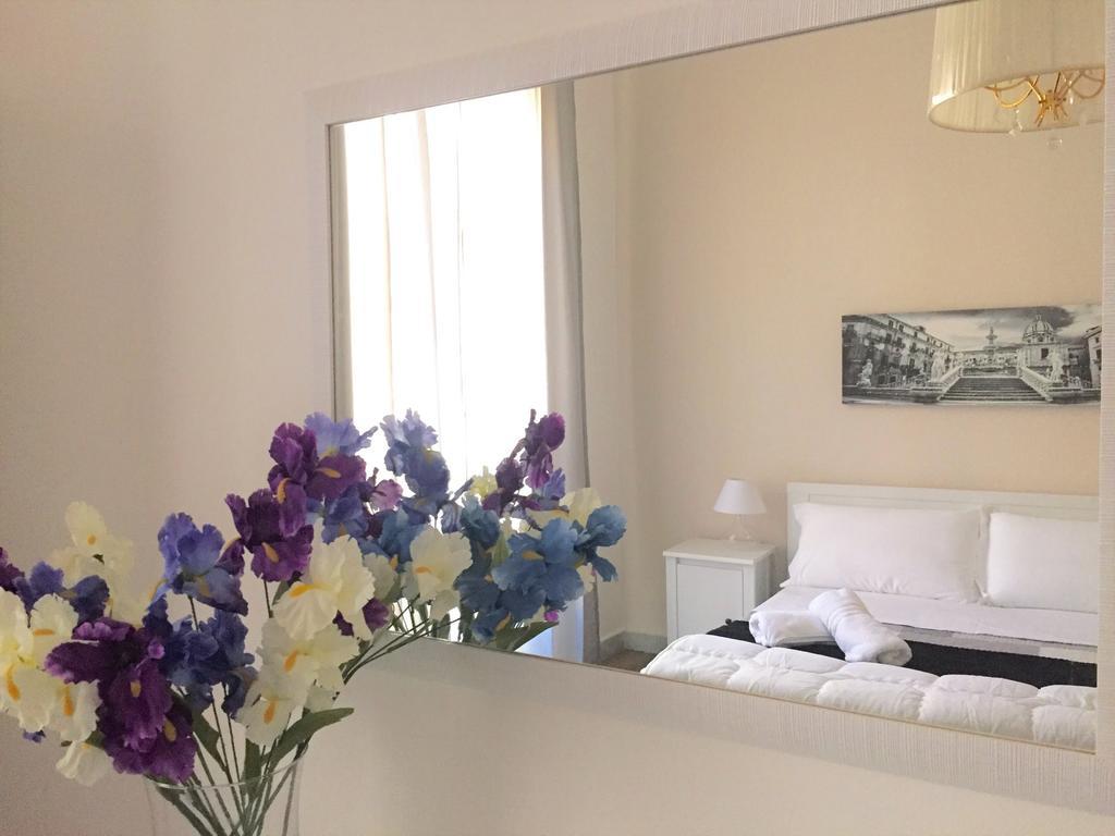 Bed and Breakfast Bb Essenze Palermo Zewnętrze zdjęcie